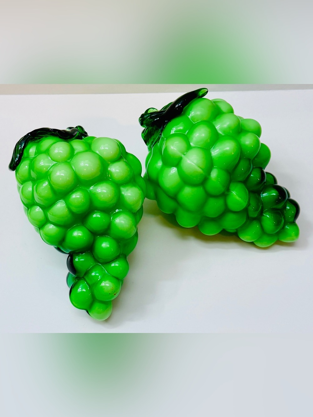 Green Glass Grape Clusters Set of 2 Fruit Figurines 6” Table Decor